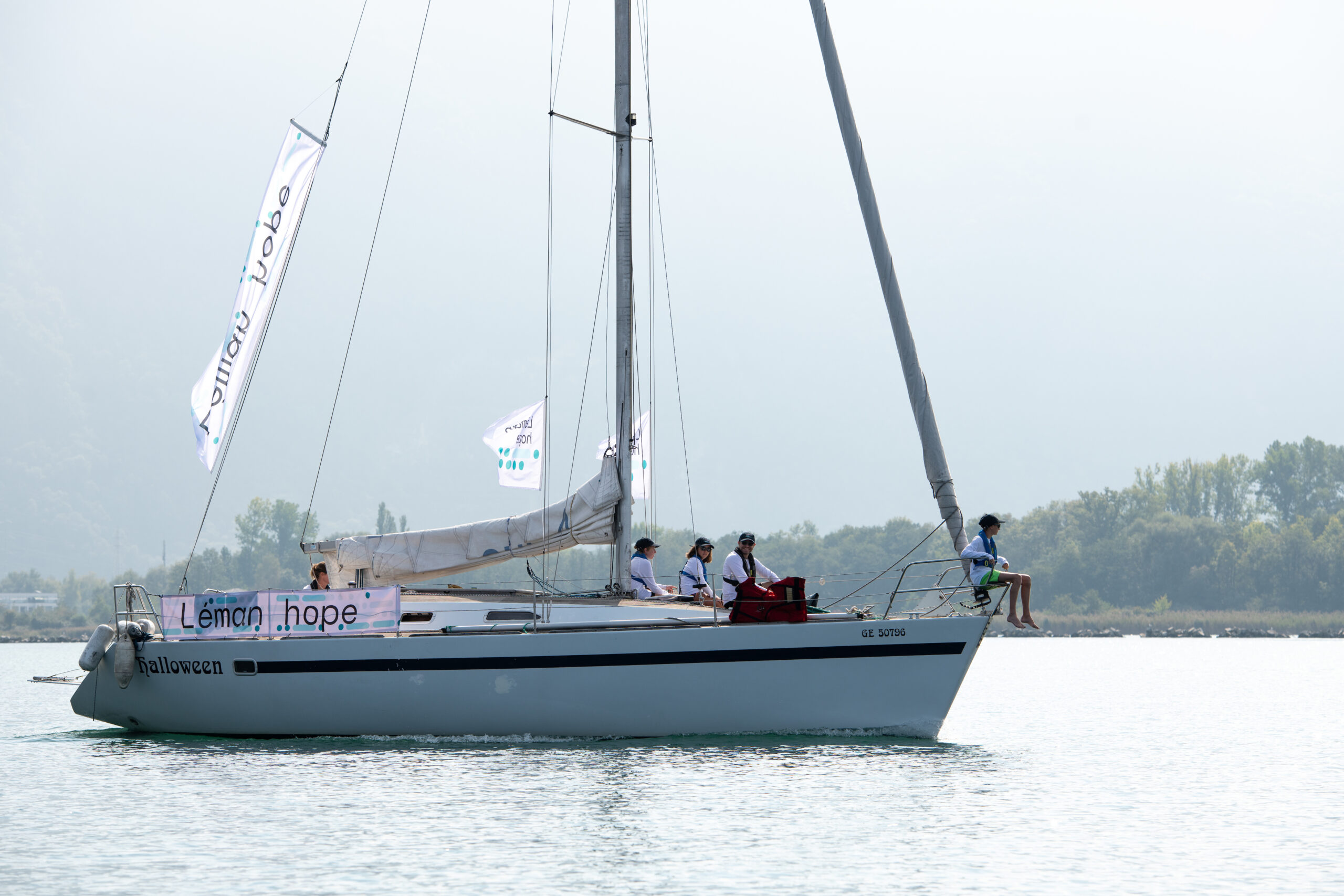 Bluewin – 15 février 2021 –  « Cet été, des jeunes en rémission du cancer vogueront sur le Léman »